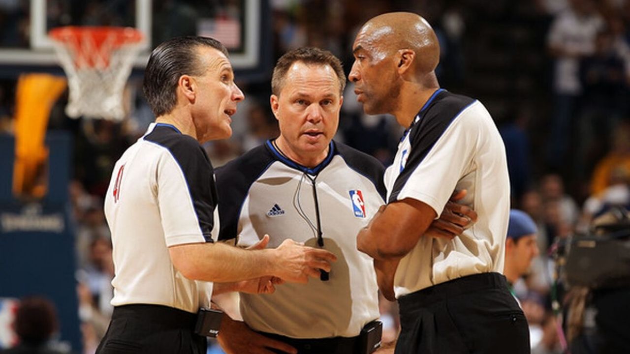 combien-est-pay-un-arbitre-en-nba