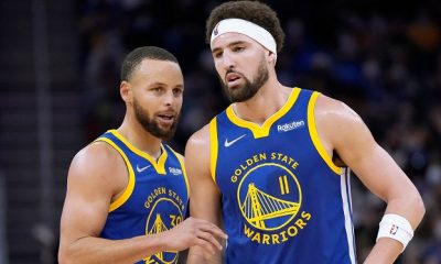 Stephen Curry avec son coéquipier Klay Thompson