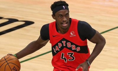 Pascal Siakam avec son maillot des Raptors